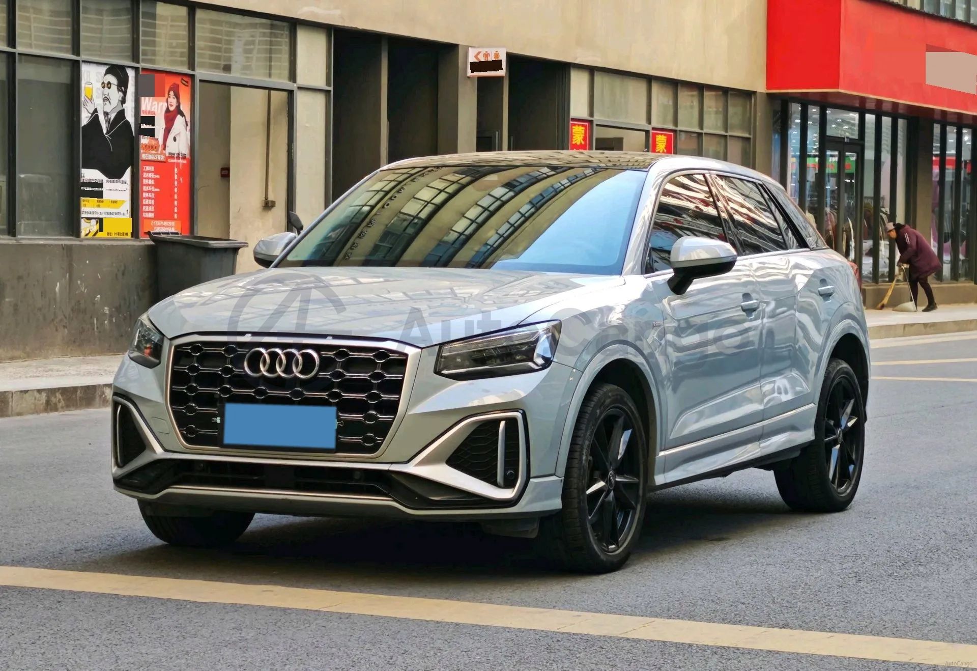 AUDI Q2L